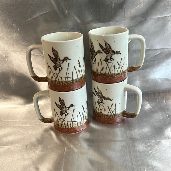 Retro Set of 4 cups - Picture 2 of 11